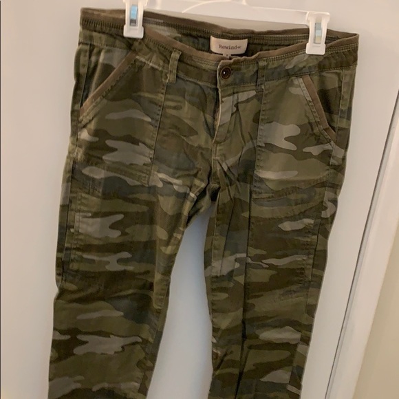 Camo pants - Picture 1 of 4